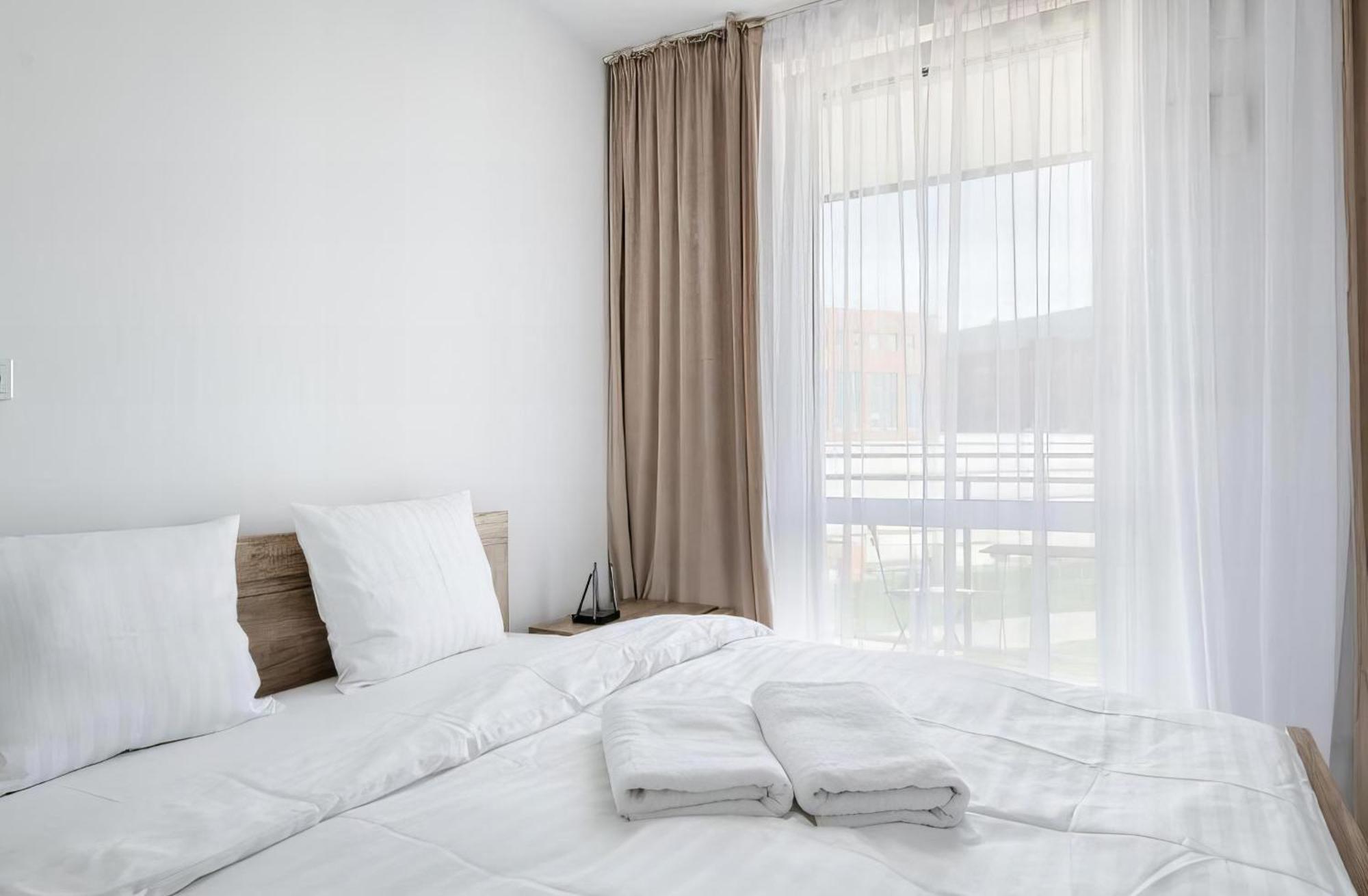 Mlambert - Aparthotel Warsaw Luaran gambar